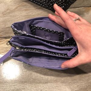 Thirty-One - Wristlet ONLY!!!